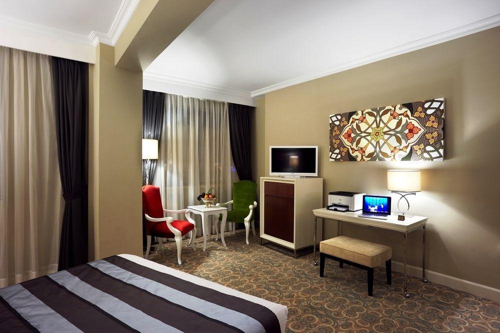 Taksim Square 4* Istanboel